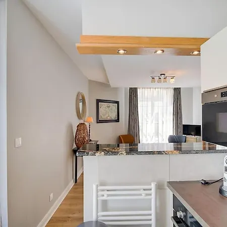 Begonia - Place Plumereau Appartement *