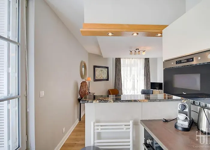 Begonia - Place Plumereau Appartamento *